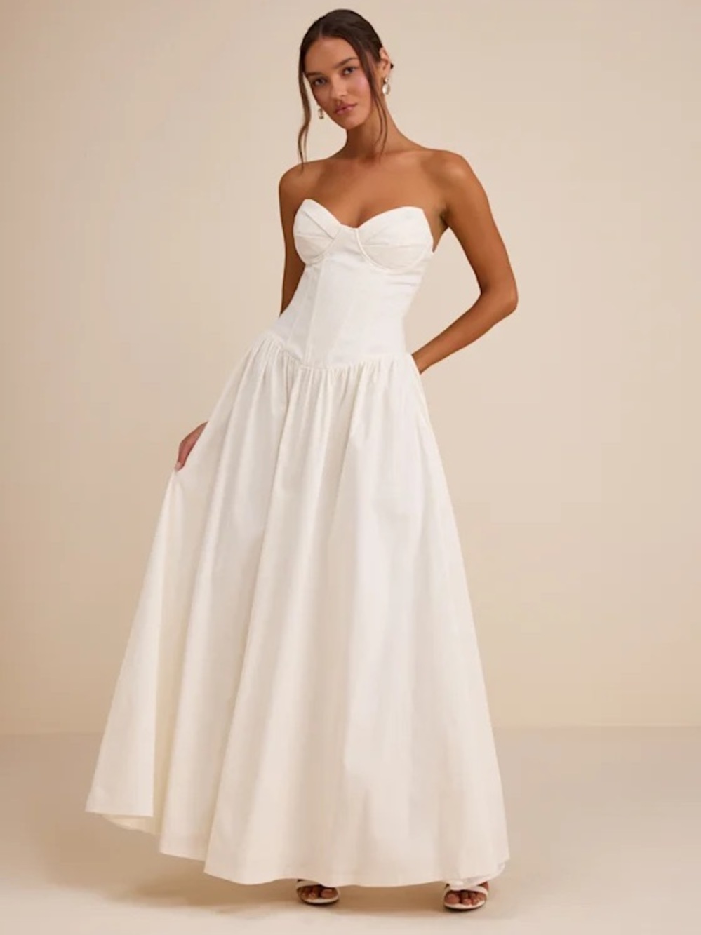Lulu's Ivory Strapless Sweetheart Dress